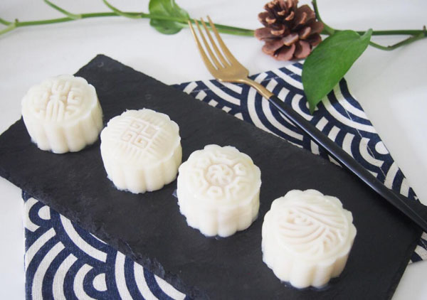 冰皮月餅配方及機(jī)器生產(chǎn)方法 冰皮月餅配方及機(jī)器生產(chǎn)方法